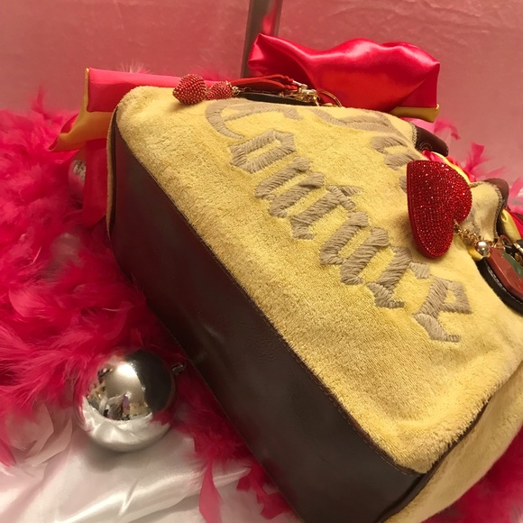 Rare yellow 💛terry cloth strawberry 🍓 daydreamer ☁️ - Picture 14 of 16